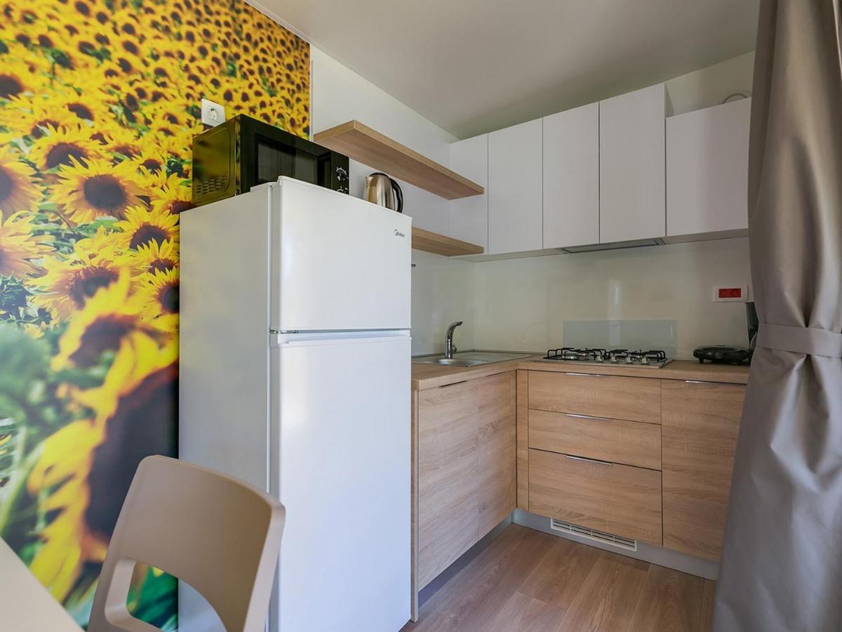 Adriamar Mobile Homes In Camping Park 우마그 외부 사진