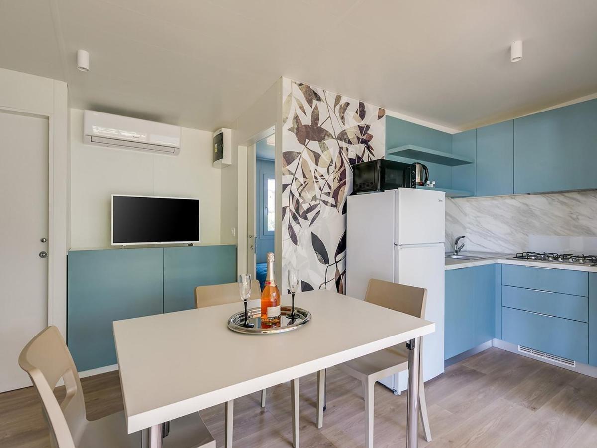 Adriamar Mobile Homes In Camping Park 우마그 외부 사진