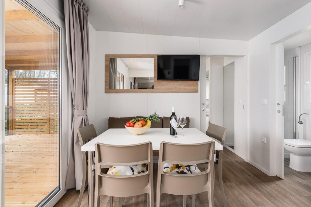 Adriamar Mobile Homes In Camping Park 우마그 외부 사진